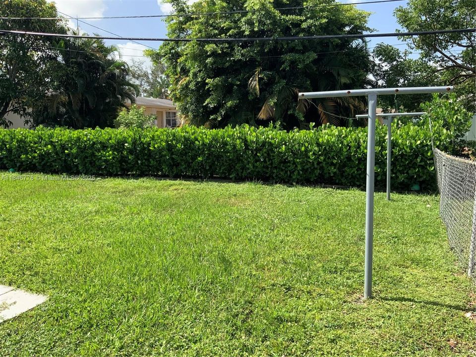 For Sale: $610,000 (0 beds, 0 baths, 1627 Square Feet)