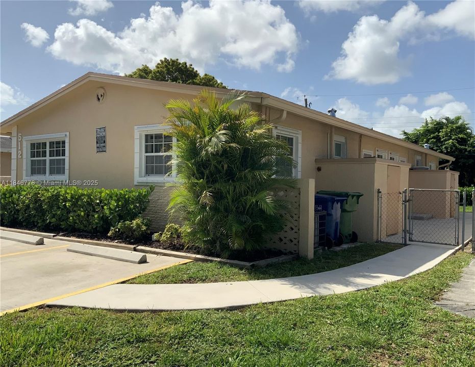 For Sale: $610,000 (0 beds, 0 baths, 1627 Square Feet)