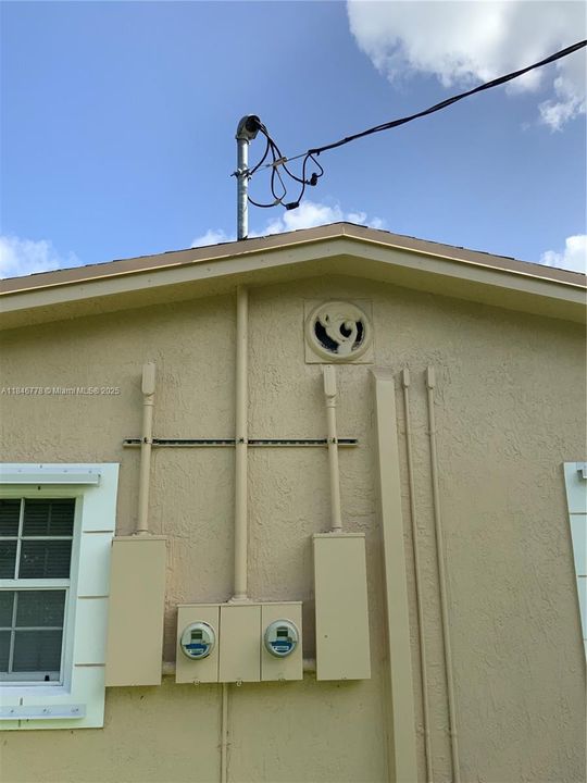 For Sale: $610,000 (0 beds, 0 baths, 1627 Square Feet)