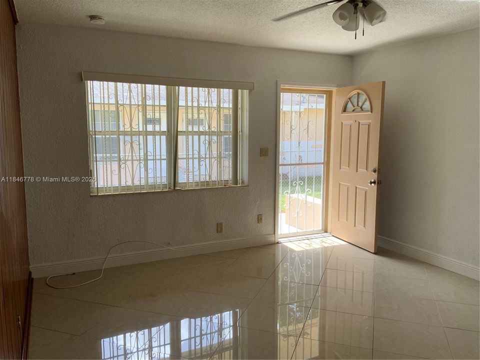 For Sale: $610,000 (0 beds, 0 baths, 1627 Square Feet)