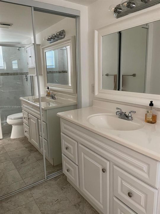 For Sale: $275,000 (2 beds, 2 baths, 1190 Square Feet)