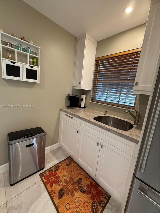 待售: $249,000 (2 贝兹, 2 浴室, 1128 平方英尺)