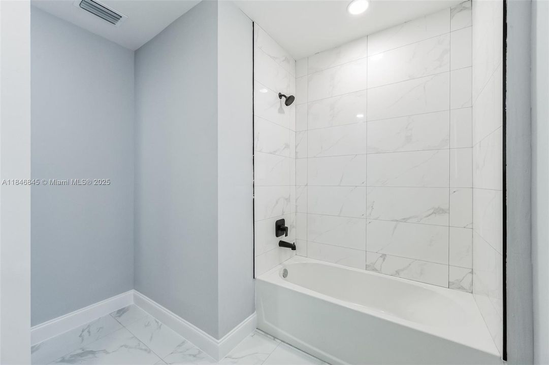 Recently Sold: $249,900 (3 beds, 2 baths, 0 Square Feet)