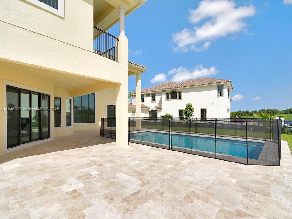 В аренду: $12,000 (5 спален, 5 ванн, 4583 Квадратных фут)