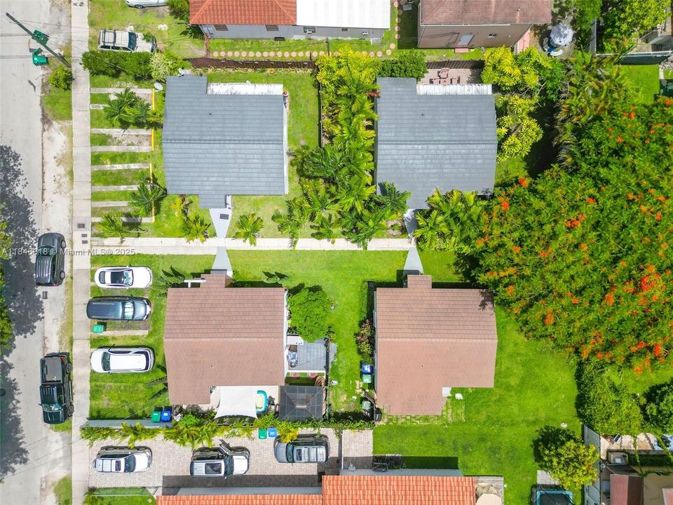 Под контрактом: $925,000 (0 спален, 0 ванн, 1426 Квадратных фут)