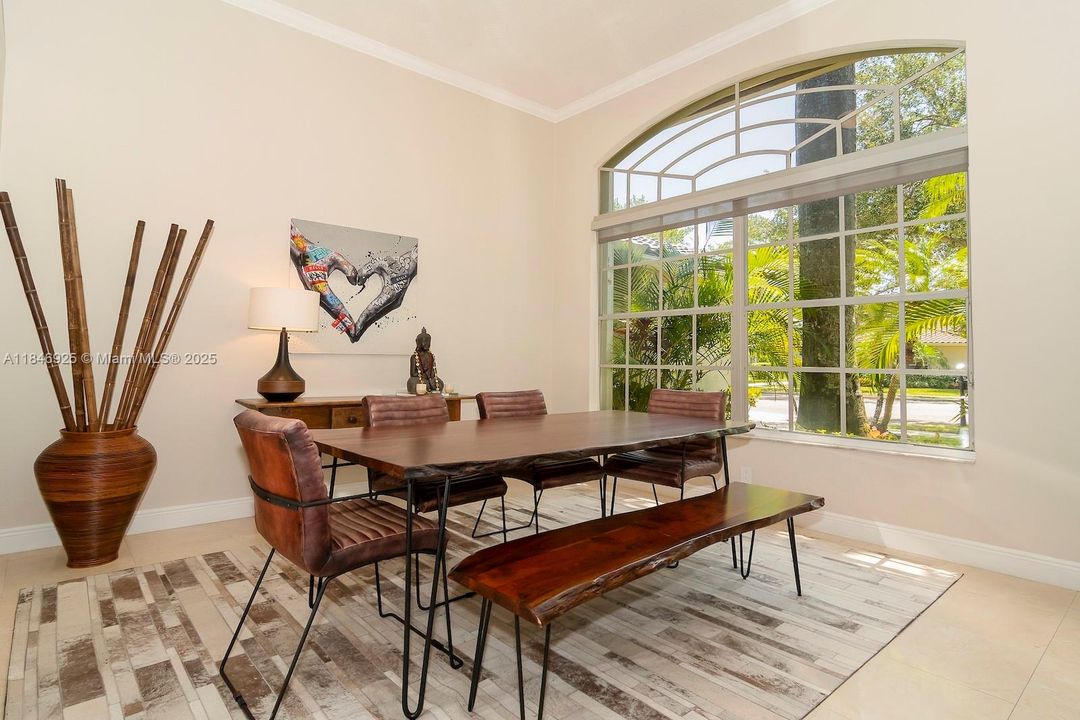 Active With Contract: $1,390,000 (5 beds, 3 baths, 3107 Square Feet)