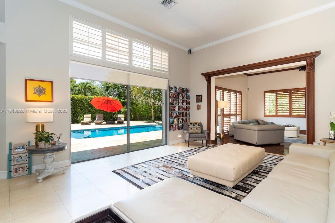 Active With Contract: $1,390,000 (5 beds, 3 baths, 3107 Square Feet)