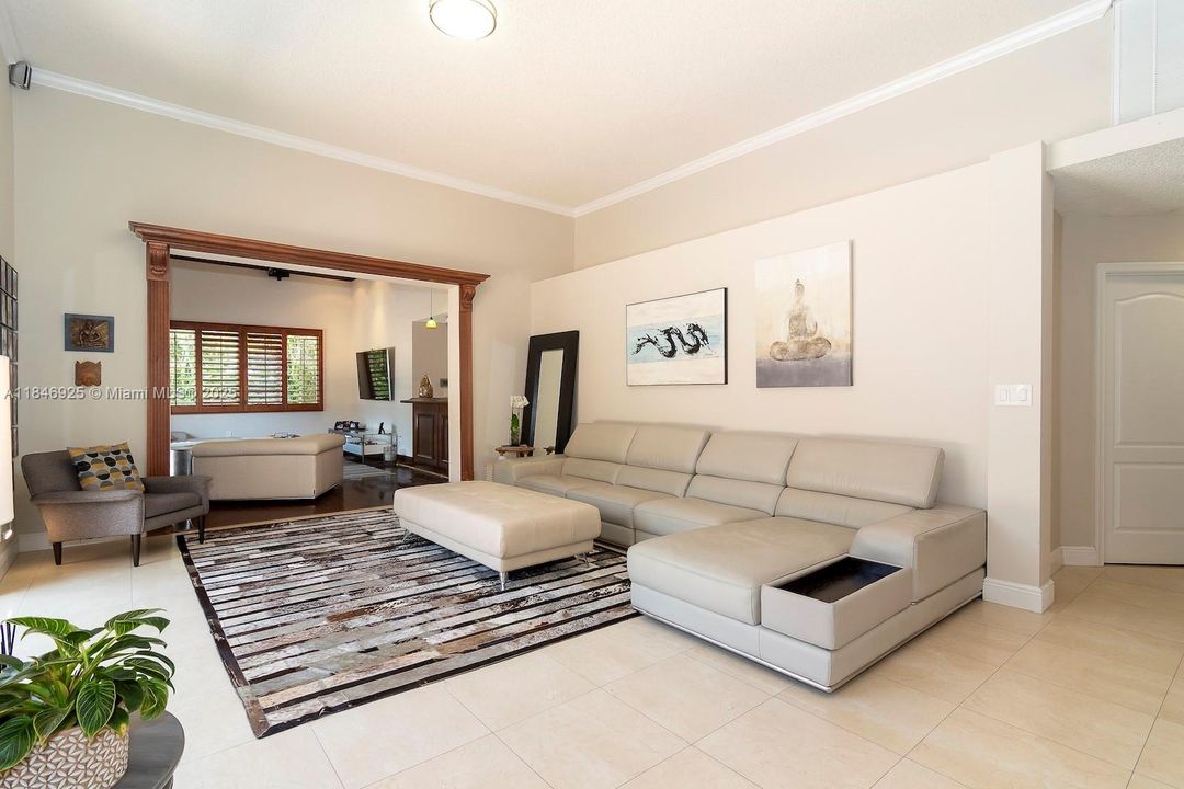 Active With Contract: $1,390,000 (5 beds, 3 baths, 3107 Square Feet)