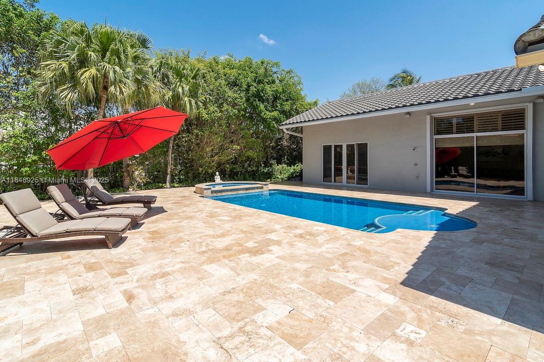 Active With Contract: $1,390,000 (5 beds, 3 baths, 3107 Square Feet)