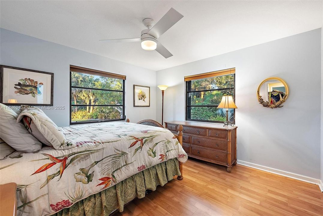 For Sale: $3,199,900 (4 beds, 2 baths, 2357 Square Feet)