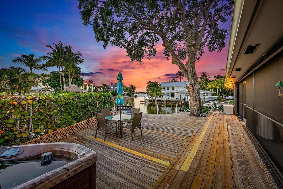 For Sale: $3,199,900 (4 beds, 2 baths, 2357 Square Feet)