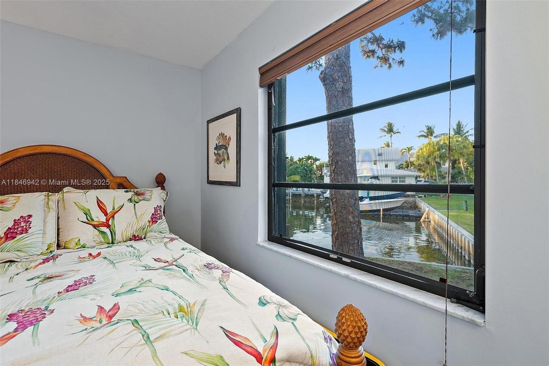 For Sale: $3,199,900 (4 beds, 2 baths, 2357 Square Feet)