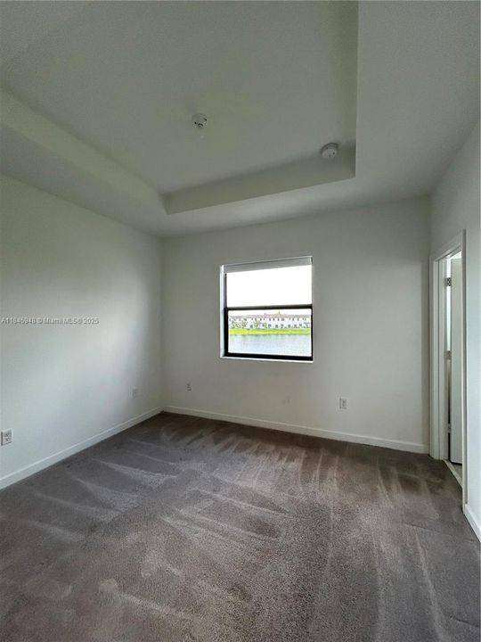 На продажу: $428,000 (3 спален, 3 ванн, 1328 Квадратных фут)