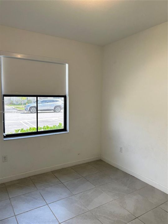 На продажу: $428,000 (3 спален, 3 ванн, 1328 Квадратных фут)