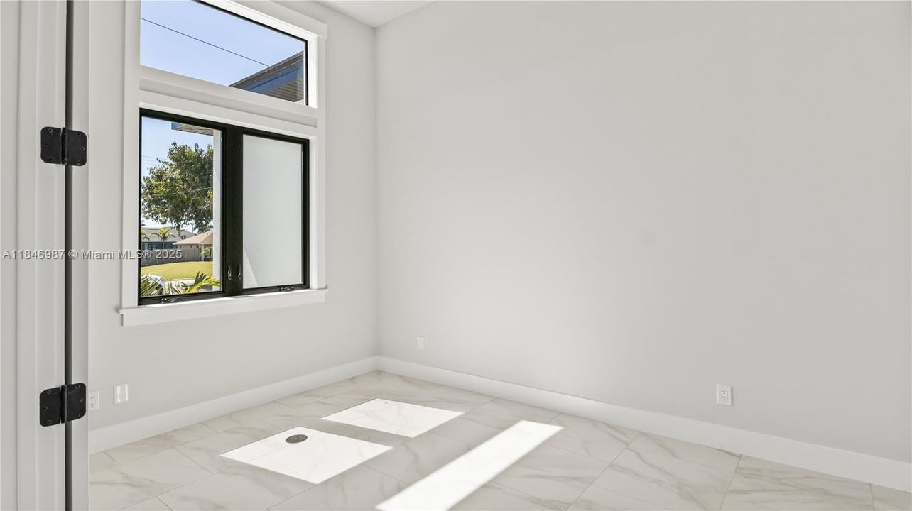 For Sale: $1,794,000 (4 beds, 4 baths, 3422 Square Feet)