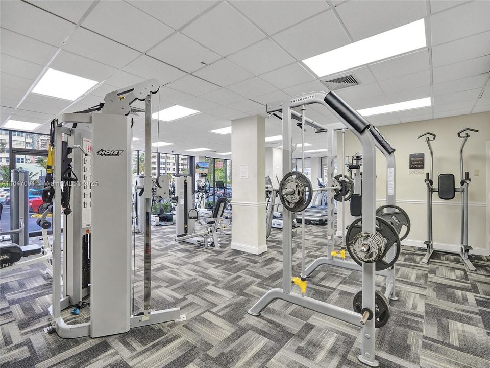 На продажу: $577,000 (2 спален, 2 ванн, 1020 Квадратных фут)