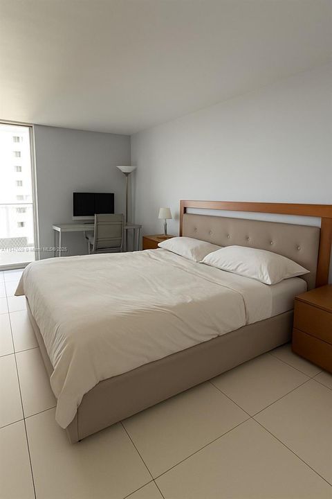 Active With Contract: $750,000 (2 beds, 2 baths, 1368 Square Feet)