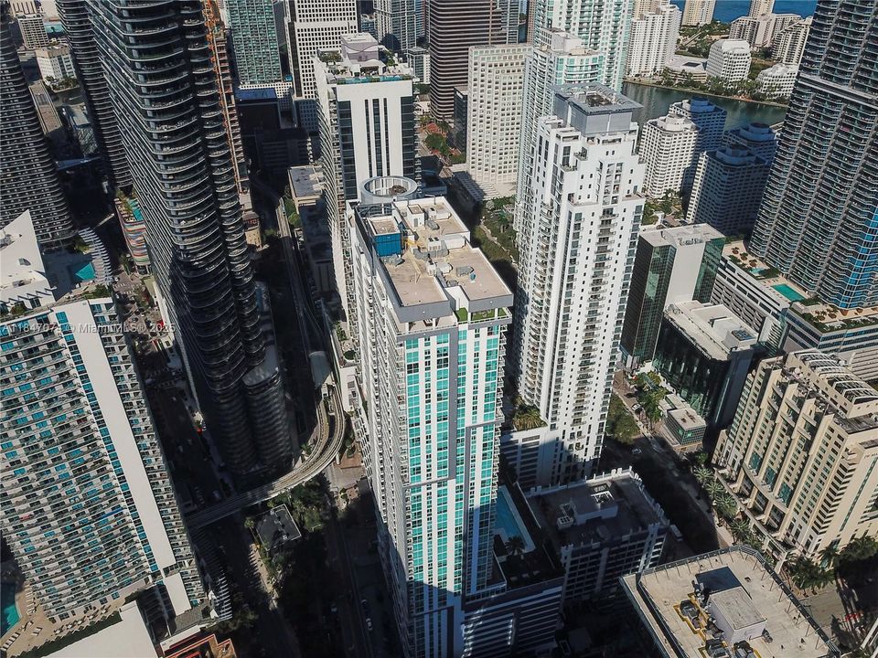 Recientemente alquilado: $5,500 (2 camas, 2 baños, 1134 Pies cuadrados)