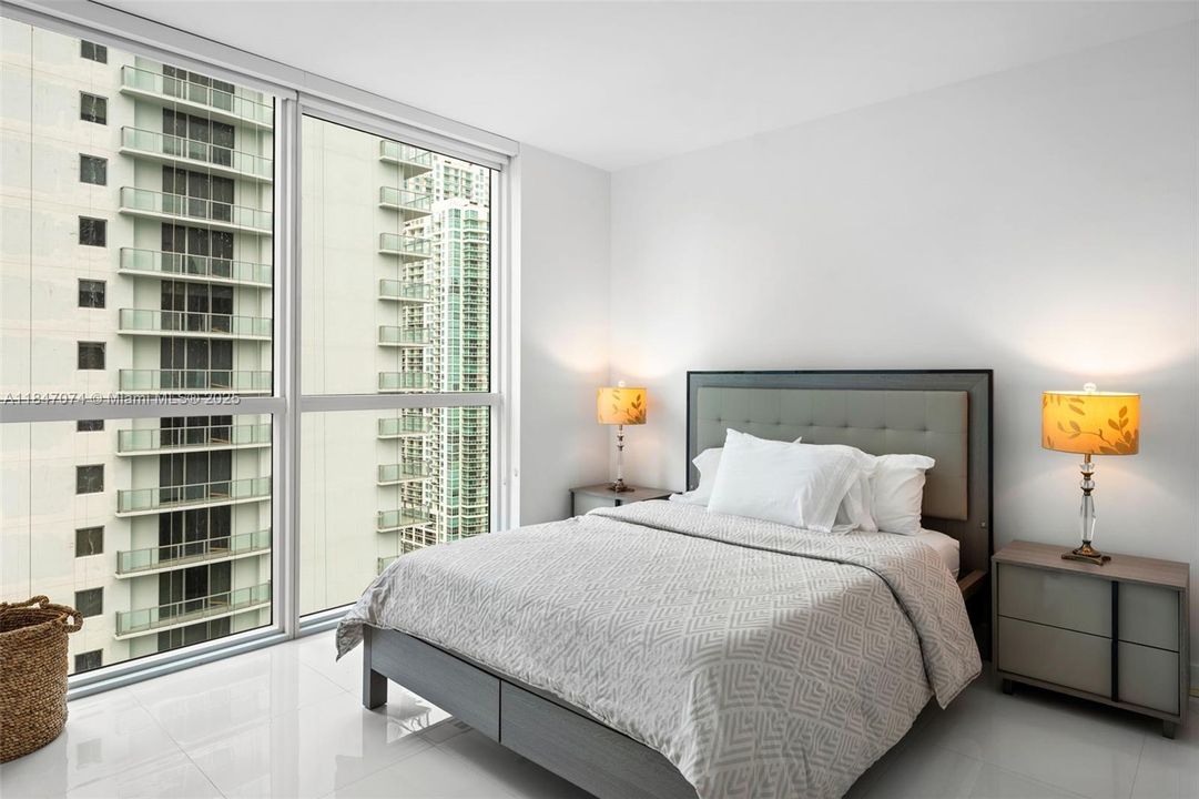 Recientemente alquilado: $5,500 (2 camas, 2 baños, 1134 Pies cuadrados)