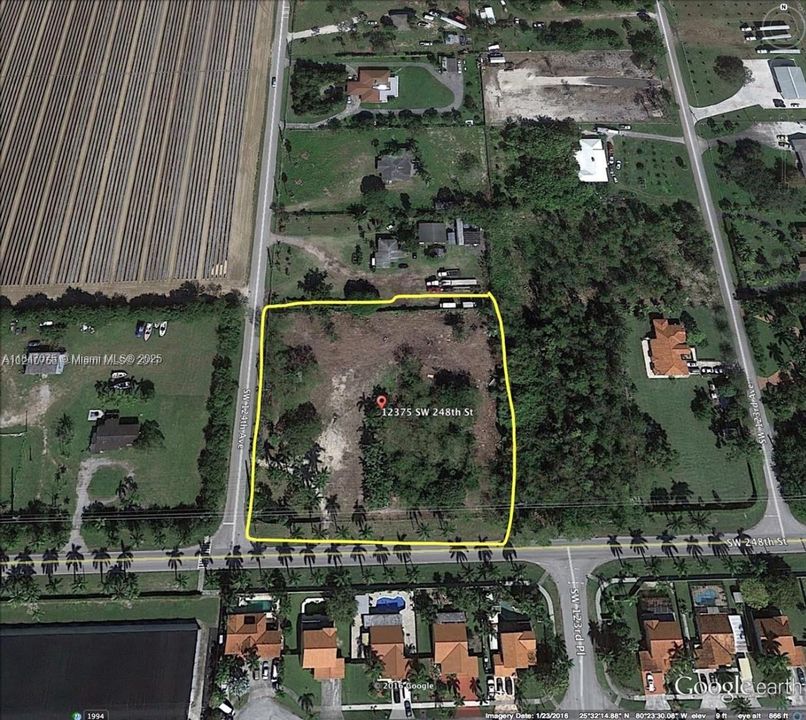 待售: $3,000,000 (2.07 acres)