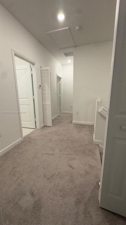 Недавно продано: $455,000 (3 спален, 2 ванн, 1832 Квадратных фут)