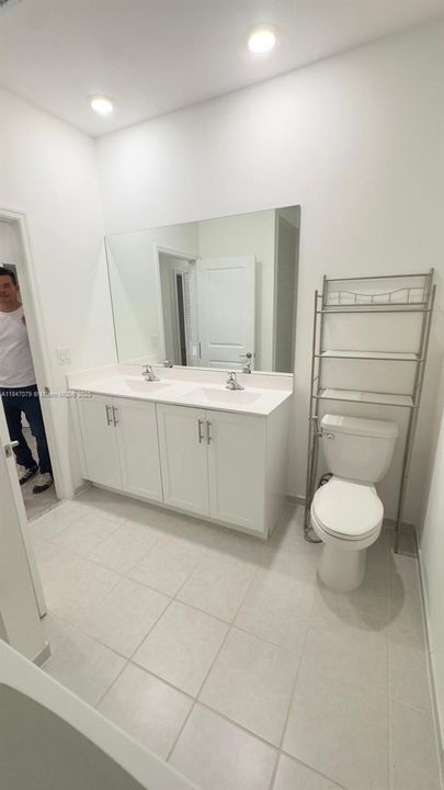 Недавно продано: $455,000 (3 спален, 2 ванн, 1832 Квадратных фут)