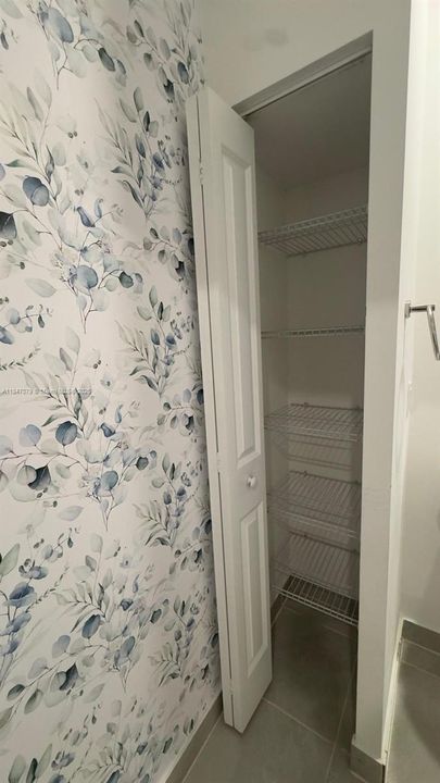 Недавно продано: $455,000 (3 спален, 2 ванн, 1832 Квадратных фут)