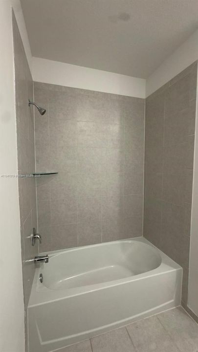 Недавно продано: $455,000 (3 спален, 2 ванн, 1832 Квадратных фут)