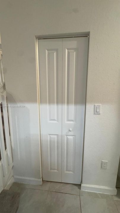 Недавно продано: $455,000 (3 спален, 2 ванн, 1832 Квадратных фут)