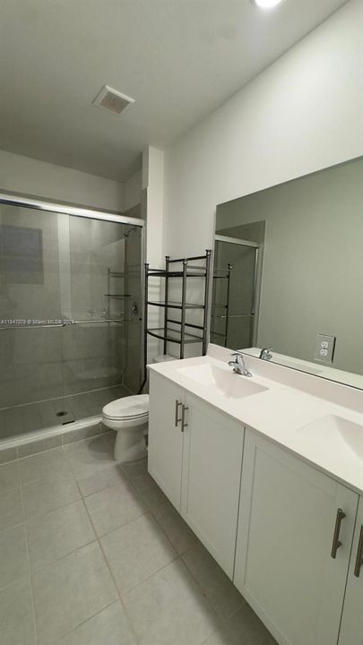 Недавно продано: $455,000 (3 спален, 2 ванн, 1832 Квадратных фут)