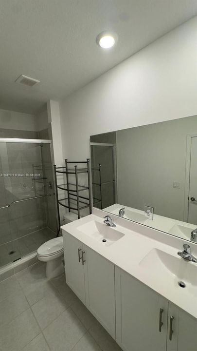 Недавно продано: $455,000 (3 спален, 2 ванн, 1832 Квадратных фут)