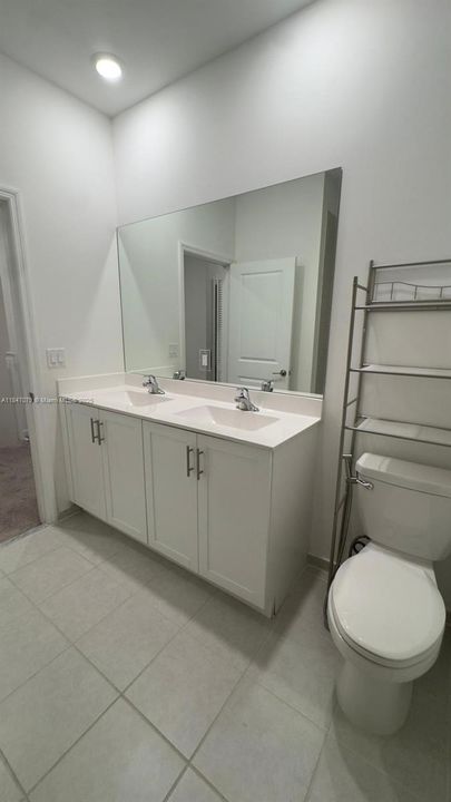 Недавно продано: $455,000 (3 спален, 2 ванн, 1832 Квадратных фут)