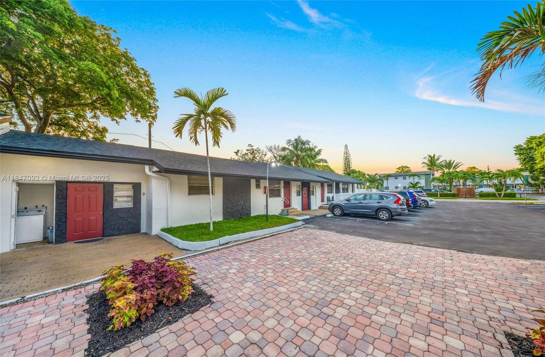 Active With Contract: $2,900,000 (0 beds, 0 baths, 7632 Square Feet)