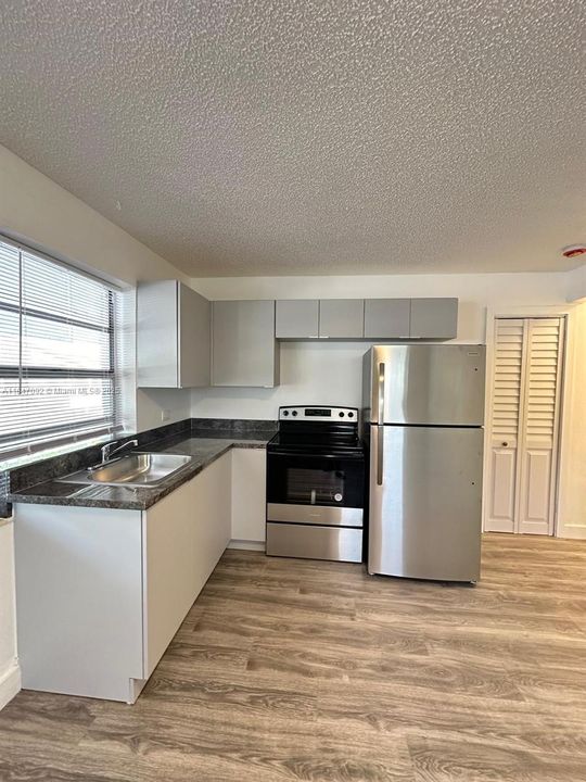 Active With Contract: $2,900,000 (0 beds, 0 baths, 7632 Square Feet)