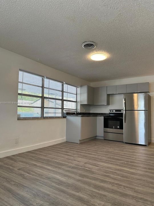 Active With Contract: $2,900,000 (0 beds, 0 baths, 7632 Square Feet)