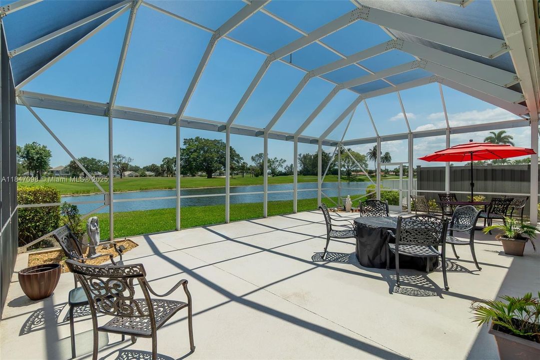 For Sale: $849,500 (3 beds, 3 baths, 2032 Square Feet)