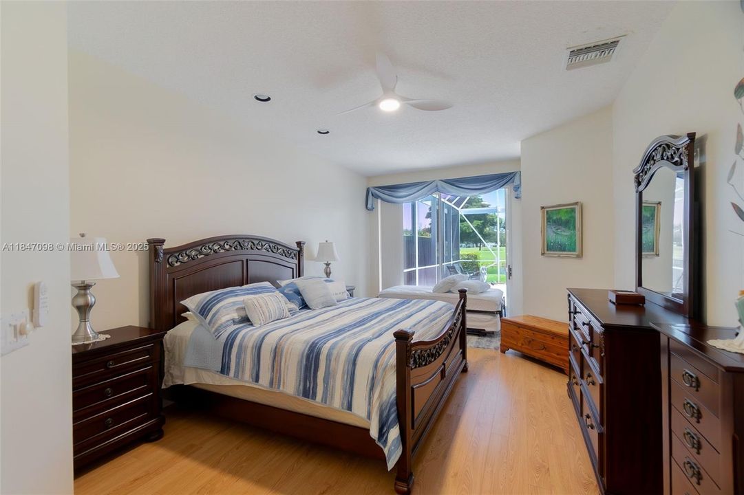 For Sale: $849,500 (3 beds, 3 baths, 2032 Square Feet)