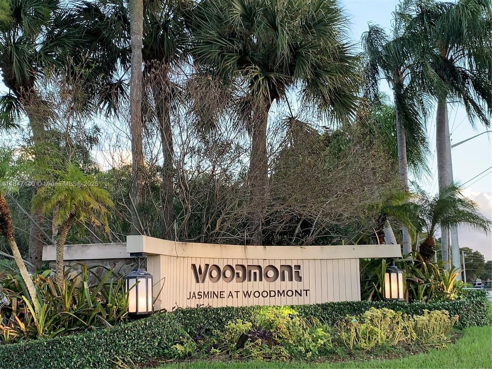 Activo con contrato: $225,000 (2 camas, 2 baños, 926 Pies cuadrados)