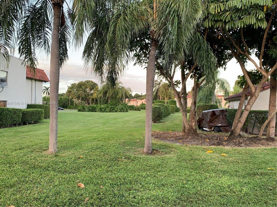 Activo con contrato: $225,000 (2 camas, 2 baños, 926 Pies cuadrados)