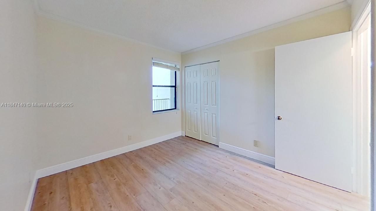 Activo con contrato: $225,000 (2 camas, 2 baños, 926 Pies cuadrados)