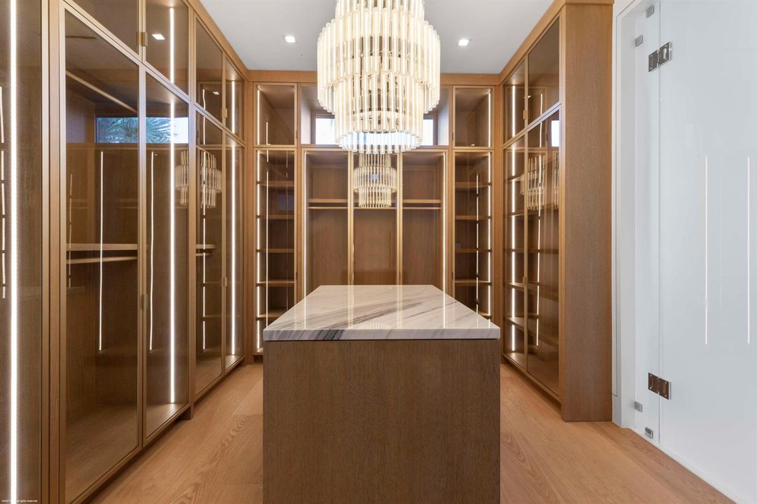 2914 N Flagler Dr 125