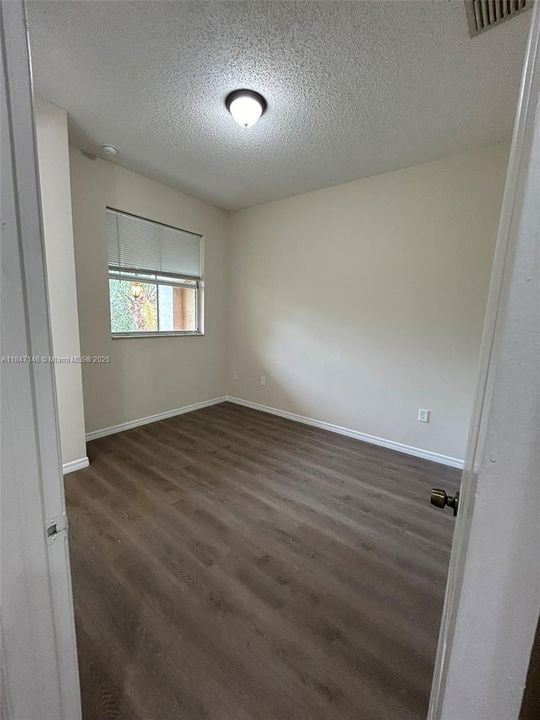 En Venta: $355,000 (3 camas, 3 baños, 1428 Pies cuadrados)