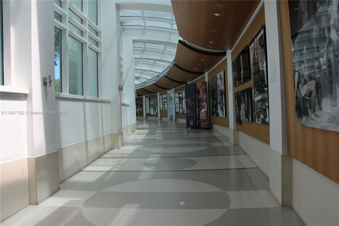 For Sale: $2,700,000 (2 beds, 3 baths, 1557 Square Feet)