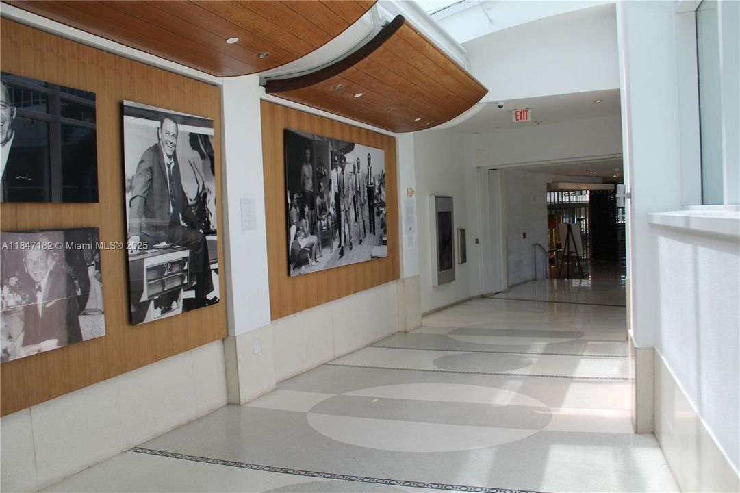 For Sale: $2,700,000 (2 beds, 3 baths, 1557 Square Feet)