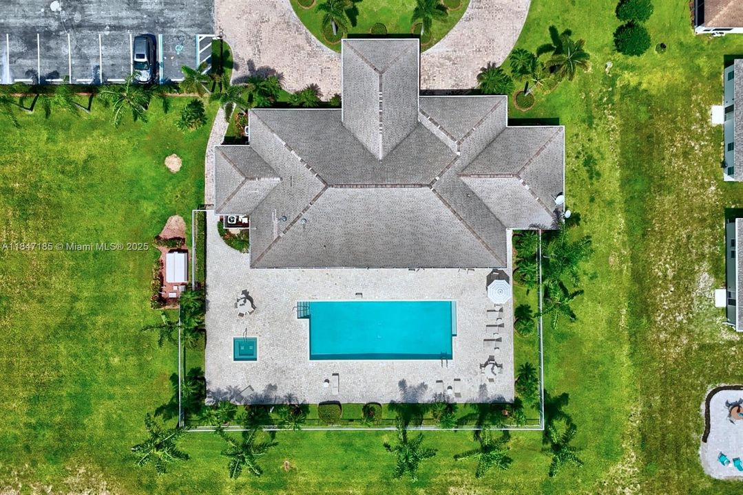 На продажу: $270,000 (3 спален, 2 ванн, 1719 Квадратных фут)