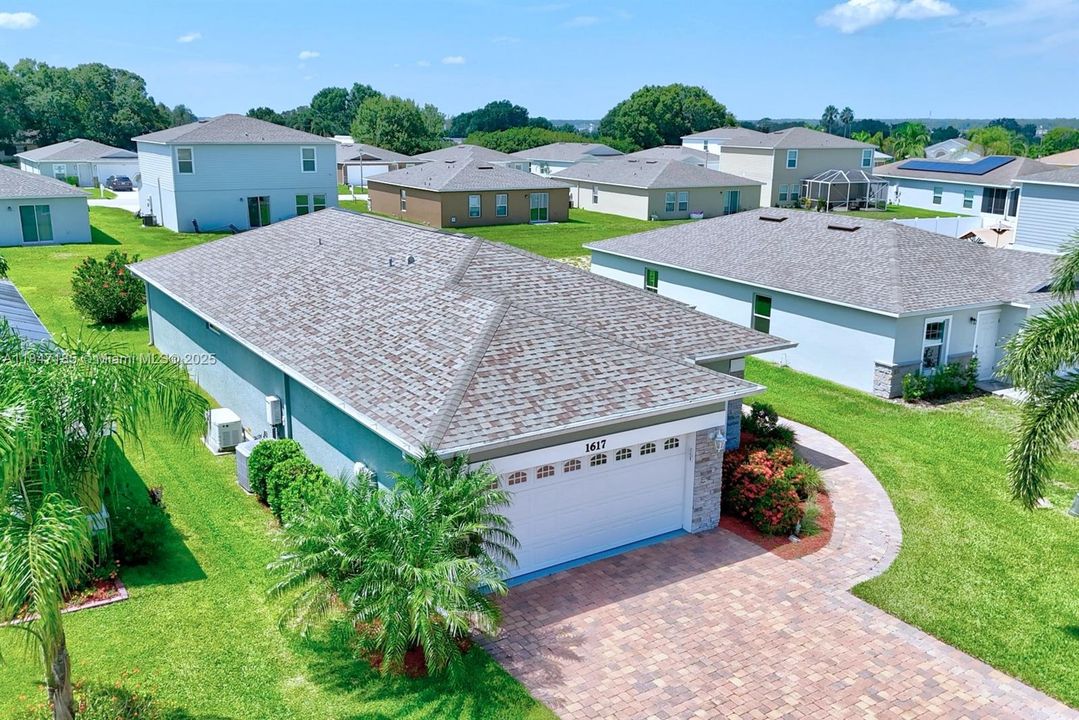 На продажу: $270,000 (3 спален, 2 ванн, 1719 Квадратных фут)