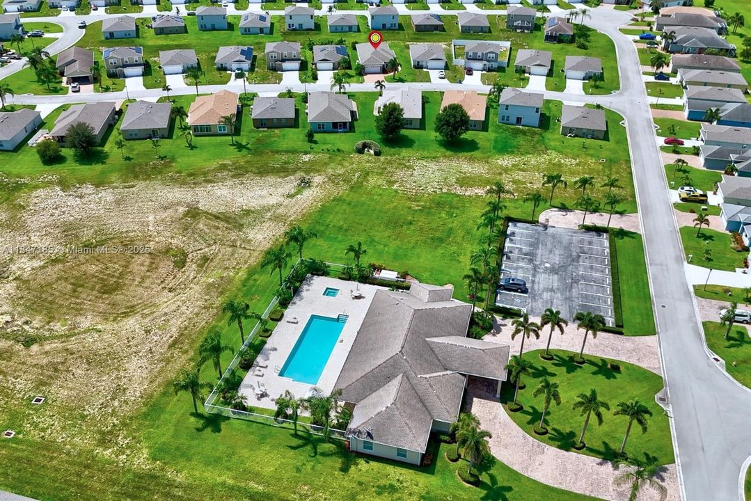 На продажу: $270,000 (3 спален, 2 ванн, 1719 Квадратных фут)