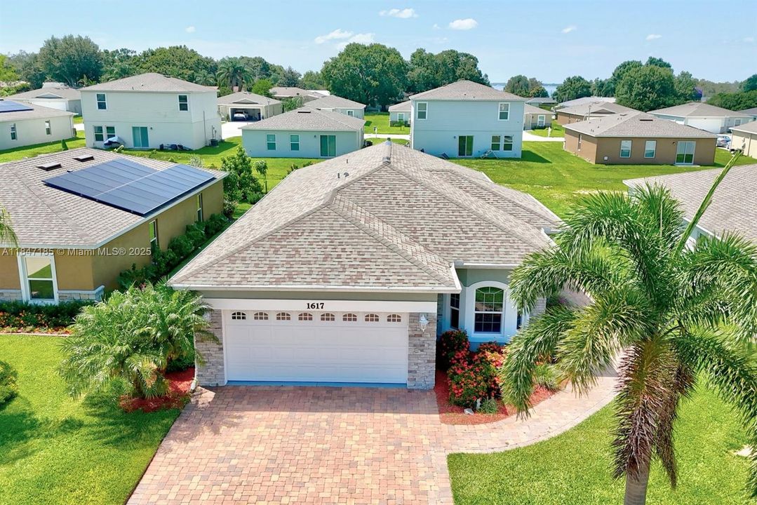 На продажу: $270,000 (3 спален, 2 ванн, 1719 Квадратных фут)