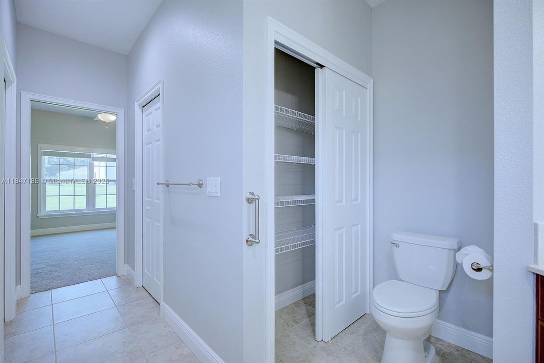 На продажу: $270,000 (3 спален, 2 ванн, 1719 Квадратных фут)