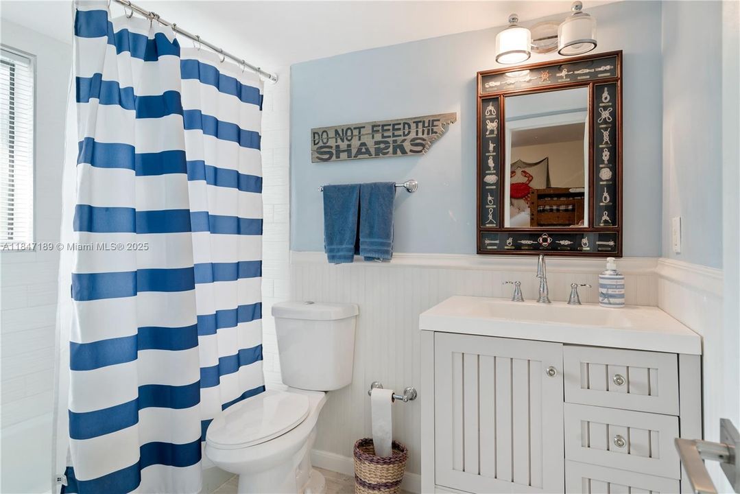 For Sale: $930,500 (2 beds, 2 baths, 1423 Square Feet)